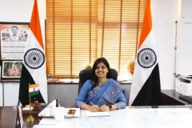 जिला में कृषि मंत्री की विजिट के दौरान कानून व्यवस्था बनाए रखने के लिए ड्यूटी मजिस्ट्रेट किए नियुक्त : जिलाधीश नेहा सिंह
-विजिट के दौरान एसडीएम पलवल, होडल व हथीन रहेंगे ऑवरऑल इंचार्ज