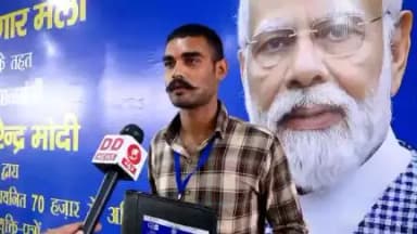 रोजगार मेला गाजियाबाद मे नव नियुक्तों से संवाद
#Rozgar Mela

@cbdt_india
@finminindia
@nsitharamanoffc
@officeofpcm
@mygovindia
@doptgoi
@pmoindia
@pibghaziabad