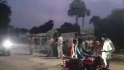 मेहरामा में पिरपैती गोड्डा मुख्य मार्ग पर वाहन चेकिंग अभियान चलाया गया।