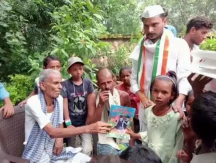 आज खजुरी पंचायत में अपने निजी आवास पर 15 अगस्त 77 वे <nis:link nis:type=tag nis:id=स्वतंत्रता_दिवस nis:value=स्वतंत्रता_दिवस nis:enabled=true nis:link/> के शुभ अवसर पर झंडा तोलन किया गया जिसमें ग्रामीण व युवा शक्ति,पप्पु ब्रिगेड के कई कार्यकर्ता मोजुद हुए
 बच्चों को स्कूल बैग, डिक्शनरी, किताबें, कॉपी कलम देके प्रोत्साह..