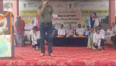 रेवाड़ी जिला के बुढ़पुर गांव में आयोजित ड्रग फ्री जागरूकता कार्यक्रम में एसडीएम रेवाड़ी होशियार सिंह की देखरेख में आर्टिस्ट एवं प्रवक्ता सुधीर यादव ने दी बेहतरीन प्रस्तुति।