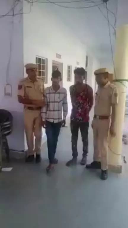 पुलिस थाना दूनी  की कार्यवाही
 अवैध बजरी सहित दो ट्रैक्टर मय ट्राली जप्त, दो व्यक्ति गिरफ्तार #TonkPolice #Dooni