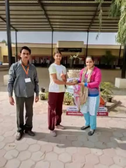 100 plants distributed under green and healthy election 
मतदान की तिथि - 25 नवंबर 2023 
समय - प्रातः 7 से सायं 6 बजे तक
<nis:link nis:type=tag nis:id=Mission75 nis:value=Mission75 nis:enabled=true nis:link/>
<nis:link nis:type=tag nis:id=RajasthanAGE2023 nis:value=RajasthanAGE2023 nis:enabled=true nis:link/>