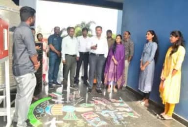 బుధవారం నాడు కౌడిపల్లి మండలం తునికి కృషి విజ్ఞాన కేంద్రం లో SVEEP కార్యక్రమంలో భాగంగా ఏర్పాటు చేసిన రంగోలి ముగ్గుల పోటీలను పరిశీలించిన జిల్లా ఎన్నికల అధికారి& జిల్లా కలెక్టర్ గారు. @ceo_telangana