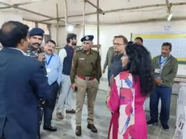 जिला कलेक्टर अनिल कुमार और पुलिस अधीक्षक मनोज कुमार ने राजकीय पॉलिटेक्निक महाविद्यालय पहुंचकर मतगणना स्थल का लिया जायजा|