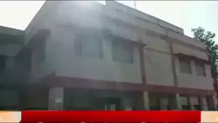 ऐसे छात्र-छात्राओं के ऊपर कार्यवाही करें मेरी यही मांग है कॉलेज प्रशासन एवं जिला प्रशासन से