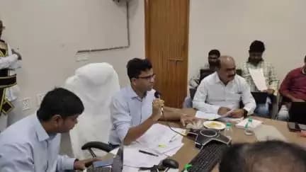 నేషనల్ హైవే ఇరిగేషన్ ప్రాజెక్టులకు సంబంధించిన భూ సేకరణ పనులు వేగవంతం చేయండి. జిల్లా కలెక్టర్ ఉదయ్ కుమార్