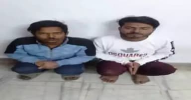 🌟 पुलिस थाना कोतवाली की कार्यवाही, दो शातिर वाहन चोर गिरफ्तार।
🌟 मुल्जिमान के कब्जे से चोरी की एक मोटरसाइकिल बरामद।