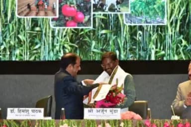 भारतीय कृषि अनुसंधान परिषद सोसाइटी की #95AGM में आज माननीय केंद्रीय कृषि एवं किसान कल्याण मंत्री व जनजातीय कार्य मंत्री श्री अर्जुन मुंडा ने कहा कि भारतीय कृषि अनुसंधान परिषद (#ICAR) दुनिया का सबसे बड़ा एवं व्यापक अनुसंधान संस्थान है।