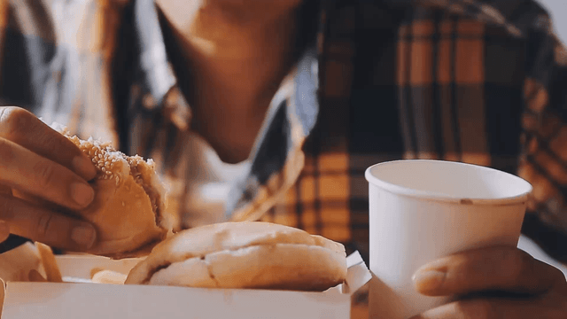 स्वामी रामदेव जी का लाइव सेशन: शुद्ध आहार से कीजिए संपूर्ण स्वास्थ्य उपचार