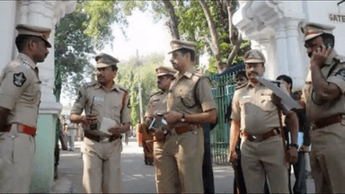 गरियाबंद पुलिस ने करीब ₹25 लाख के 171 हीरों के साथ अंतर्राज्यीय तस्कर को किया गिरफ्तार  #तस्कर_गिरफ्तार