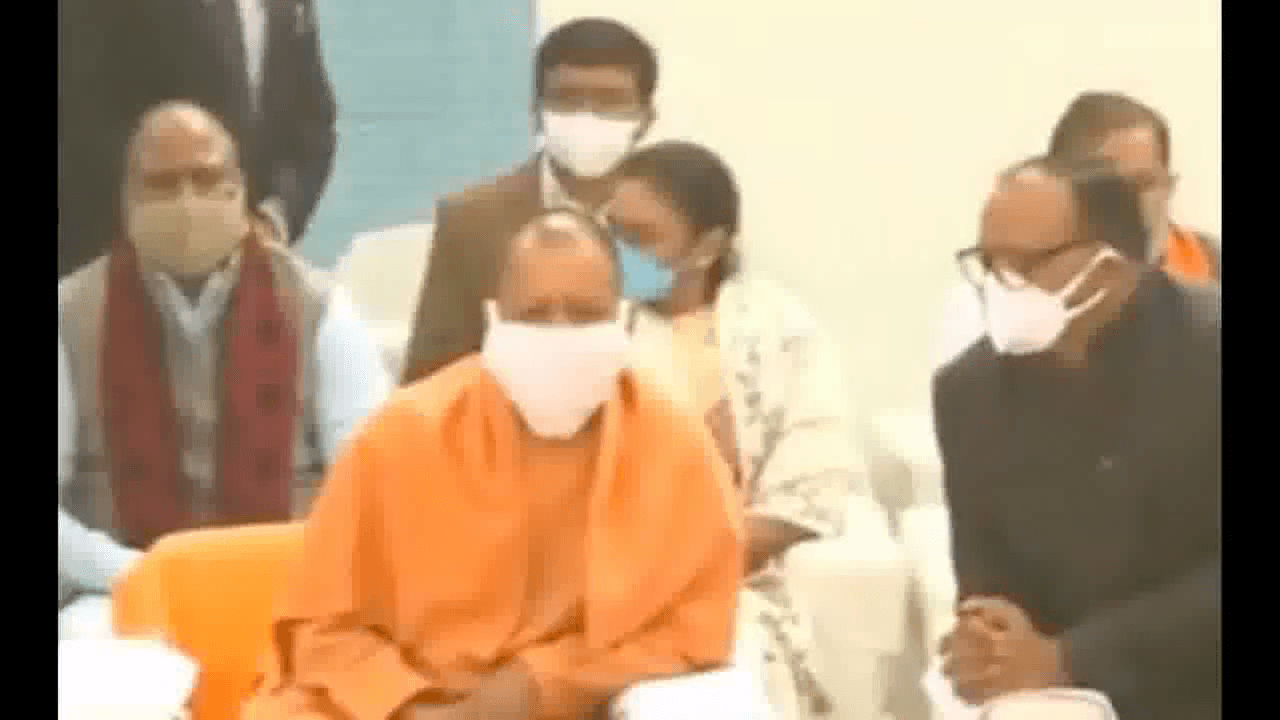 देश की एकता के सूत्रधार थे लौहपुरुष: सरदार पटेल की पुण्यतिथि पर CM योगी #सरदार_पटेल