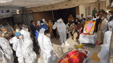 बीजेपी नेता किरण माहेश्वरी का उदयपुर में हुआ अंतिम संस्कार, पीपीई किट पहनकर बेटे ने दी मुखाग्नि #किरण_माहेश्वरी #कोरोना
