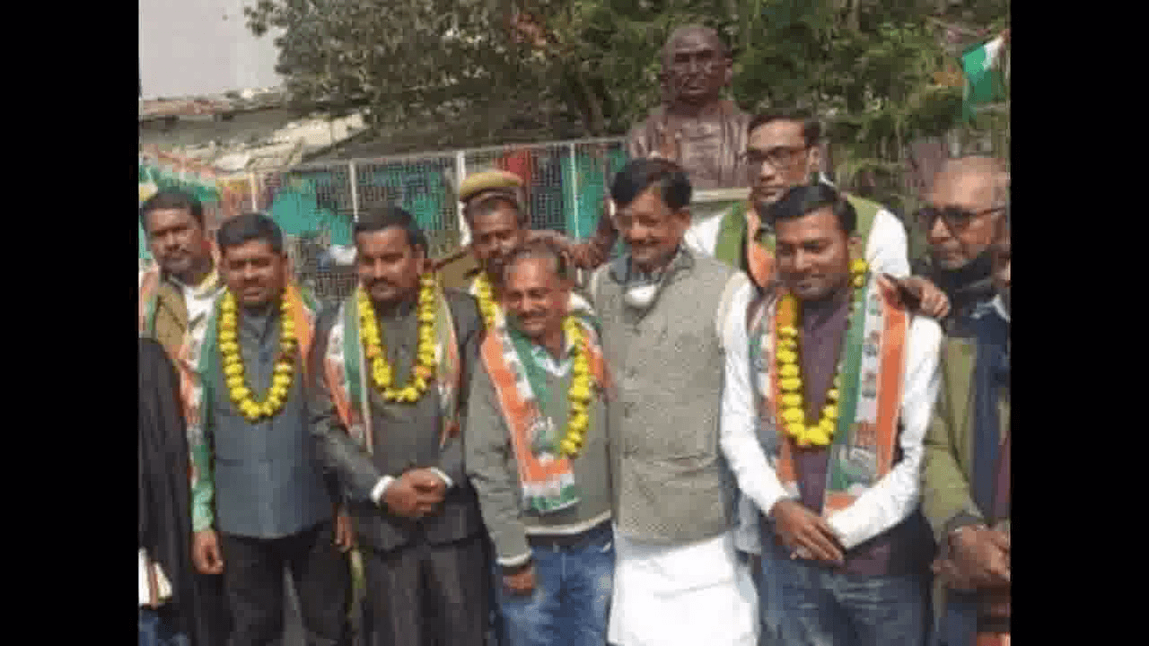 पटना में JDU व जन अधिकार पार्टी समेत अन्य दलों के 50 से अधिक नेता कांग्रेस में हुए शामिल #बिहार_सियासत