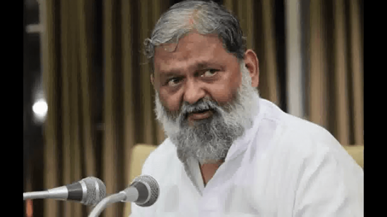 कांग्रेस पार्टी सरकार का विरोध करने के लिए अमिताभ बच्चन व अक्षय कुमार जैसे सिने स्टारों को धमका रही हैः अनिल विज #विज