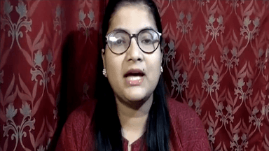 पब्लिक ऐप पर एंकर देबोश्री भट्टाचार्या जी के साथ की बातचीत।