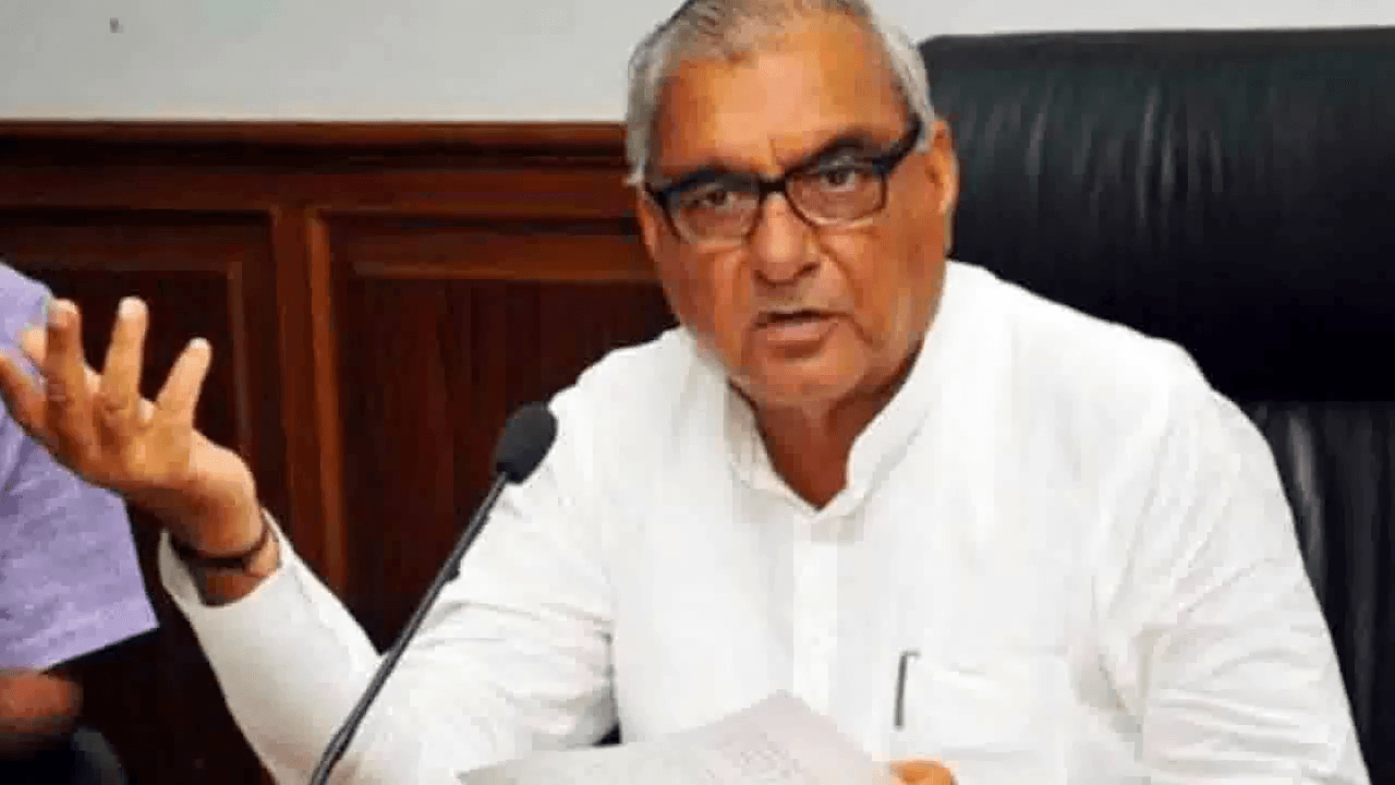 2 दिन से किसान का ‘पीला सोना’ बारिश में भीग रहा है लेकिन कोई सुनवाई नहीं: पूर्व CM भूपेंद्र सिंह हुड्डा  #किसान_परेशान