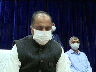 मुख्यमंत्री श्री जयराम ठाकुर जी ने राज्य स्तरीय कोविड -19 टीकाकरण अभियान के शुभारंभ के उपरांत मीडिया से बातचीत की।