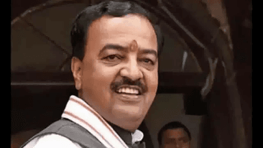 डिप्टी CM केशव प्रसाद मौर्य के सुरक्षा दस्ते की गाड़ी को ट्रक ने मारी टक्कर, 3 पुलिसकर्मी घायल #हदसा