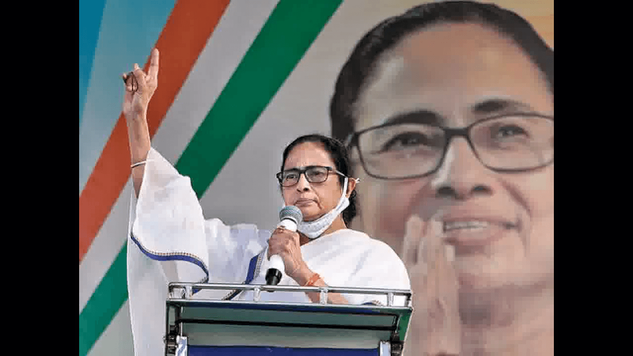 पहली बार किसी पीएम ने बधाई देने के लिए फोन नहीं किया: टीएमसी की जीत के बाद ममता बनर्जी #चुनाव_परिणाम #बंगाल_चुनाव