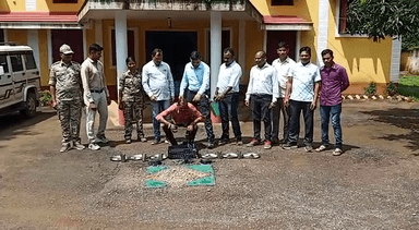 षीतला मंदिर में चोरी के आरोपी को कुछ घंटों में ही धर दबोचा धनोरा पुलिस ने, आरोपी न्यायिक रिमाण्ड पर भेजा गया जेल 1षीतला मंदिर से एम्प्लीफायर हैण्ड माईकआदि चुराया था