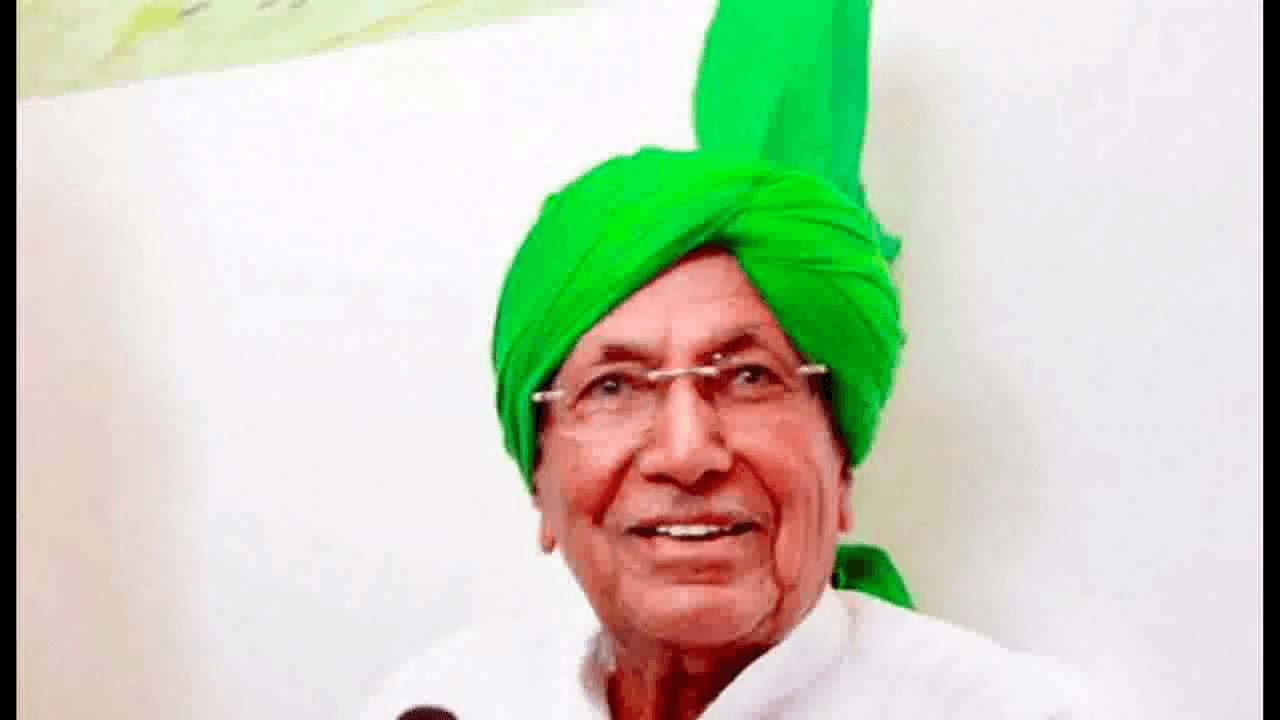 86-वर्षीय हरियाणा के पूर्व सीएम ओपी चौटाला बने 10वीं की बोर्ड परीक्षा पास करने वाले राज्य के सबसे उम्रदराज़ शख्स #चौटाला