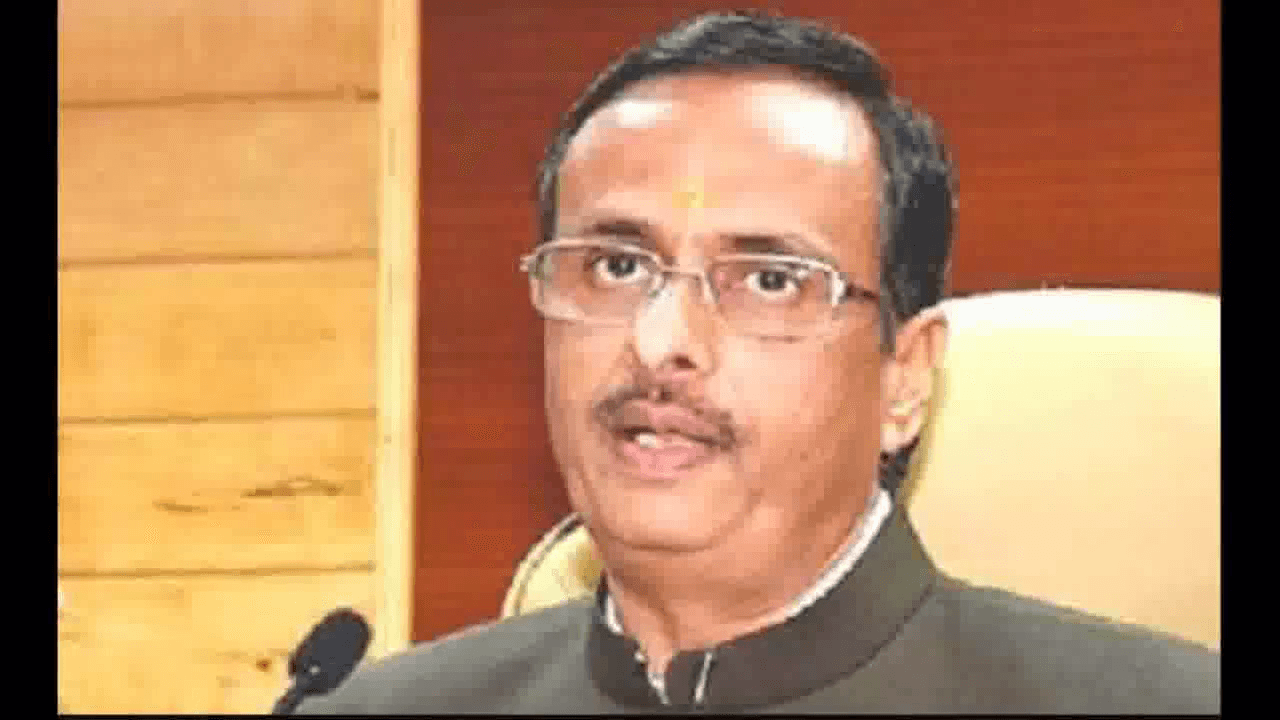 पिछली सरकारों में नकल उद्योग बन चुका था, हमने नकल विहीन परीक्षाएं करवाईं: यूपी के डिप्टी सीएम दिनेश शर्मा #नकल