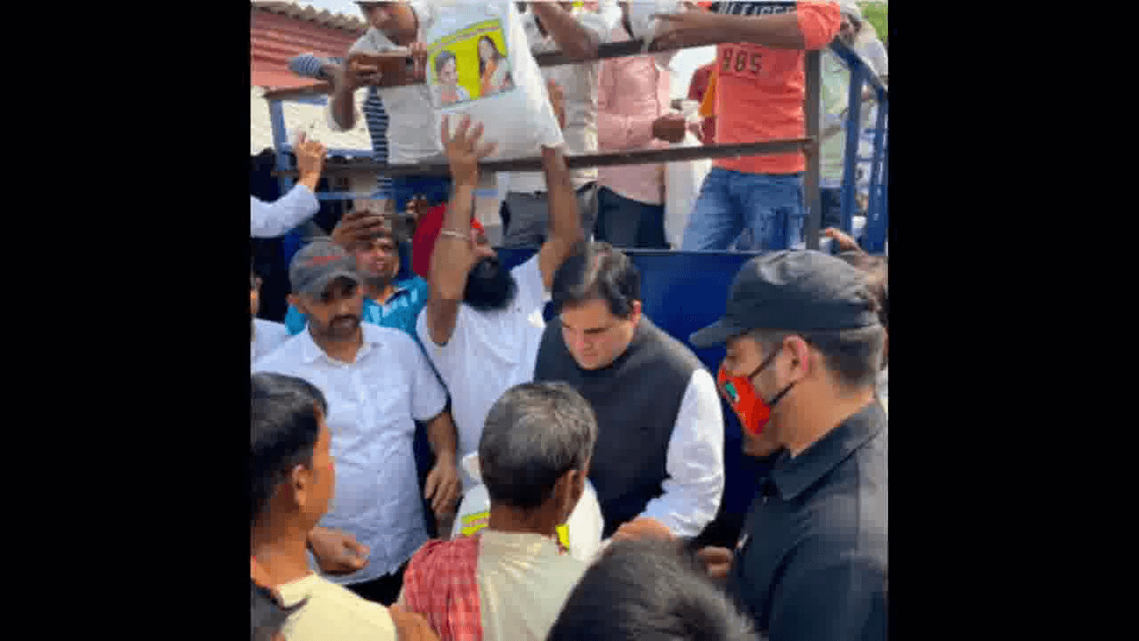 ज़रूरत के समय आम आदमी को अपने हाल पर छोड़ दिया गया: यूपी के तराई में आई बाढ़ पर बीजेपी सांसद वरुण गांधी #यूपी_बाढ़