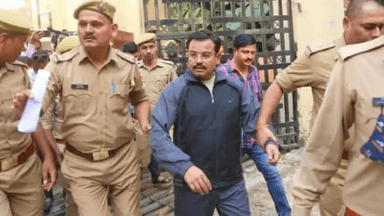 लखीमपुर खीरी हिंसा के मुख्य आरोपी आशीष मिश्रा में दिखे डेंगू के लक्षण, अस्पताल में भर्ती #लखीमपुर_हिंसा