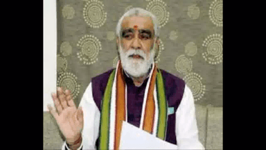 केंद्रीय मंत्री ने दिल्ली के चिड़ियाघर में 2 शेरनियों का नाम महागौरी व शैलजा रखा #चिड़ियाघर