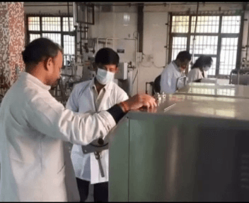 करनाल में राष्ट्रीय डेयरी अनुसंधान संस्थान के वैज्ञानिकों ने तीन साल की मेहनत के बाद ऐसी हाई प्रोटीन आइसक्रीम तैयार की है, जो स्वादिष्ट होने के साथ सेहत का भी ख्याल रखेगी। #Sonusharmajournalist