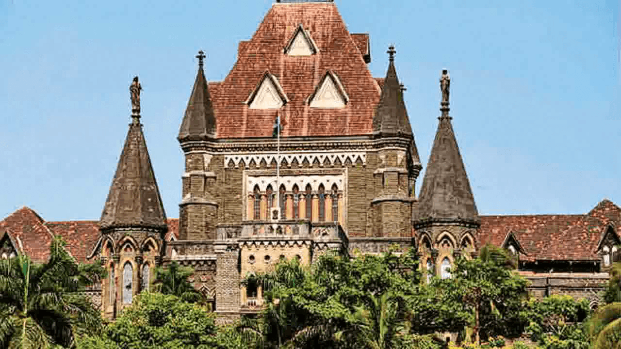 आर्यन खान को अब हर शुक्रवार NCB दफ्तर जाने की ज़रूरत नहीं: ज़मानत की शर्त में छूट देते हुए हाईकोर्ट #आर्यन_खान