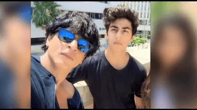 शाहरुख खान के बेटे आर्यन बतौर राइटर करेंगे डेब्यू, वेब सीरीज़ और फिल्म पर कर रहे हैं काम: रिपोर्ट्स #आर्यन_खान