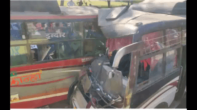 उज्जैन में आमने-सामने भिड़ी दो यात्री बसें, 1 शख्स की मौत व कई घायल #बस_हादसा