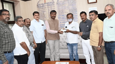 ಬೆಂಗಳೂರು ಉತ್ತರ: ಸುಂಕದಕಟ್ಟೆ ವ್ಯಾಪ್ತಿಯಲ್ಲಿ ಯುವತಿ ಮೇಲೆ ಆ್ಯಸಿಡ್ ದಾಳಿ ಪ್ರಕರಣ: ವೈದ್ಯಕೀಯ ವೆಚ್ಚಕ್ಕೆ 1 ಲಕ್ಷ ರೂ. ಸಹಾಯ ಹಸ್ತ