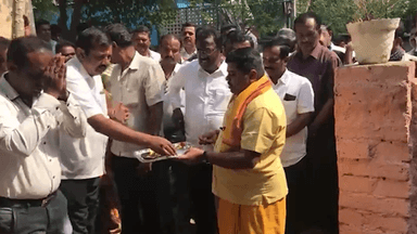 ಬೆಂಗಳೂರು ಉತ್ತರ: ಪೀಣ್ಯ ಕೈಗಾರಿಕಾ ಪ್ರದೇಶ ರಾಜೇಶ್ವರಿ ನಗರದಲ್ಲಿ ನೂತನ ಕಟ್ಟಡ ನಿರ್ಮಾಣ ಕಾಮಗಾರಿ; ಶಾಸಕ ಮಂಜುನಾಥ್ ಚಾಲನೆ