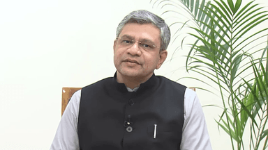 ಬೆಂಗಳೂರು ಉತ್ತರ: ಸೆಮಿ ಕಂಡಕ್ಟರ್ ಕ್ಷೇತ್ರದಲ್ಲಿ ಸಾಧಿಸಲು ಮ್ಯಾರಥಾನ್ ನಡೆಸಬೇಕು- ನಗರದಲ್ಲಿ ಕೇಂದ್ರ ಸಚಿವ ಅಶ್ವಿನಿ ವೈಷ್ಣವ್ ಹೇಳಿಕೆ