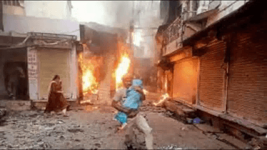 करौली हिंसा मामले में जयपुर ग्रेटर नगर निगम की मेयर सौम्या गुर्जर के पति राजाराम गुर्जर बनाए गए आरोपी #करौली_हिंसा