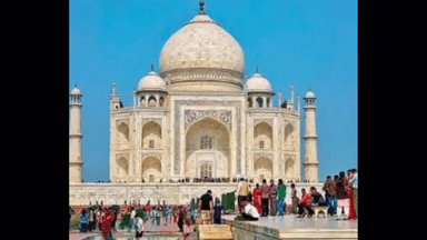 आगरा के ताजमहल में नमाज़ पढ़ने के आरोप में गिरफ्तार 4 पर्यटकों को मिली ज़मानत #ताजमहल_नमाज़