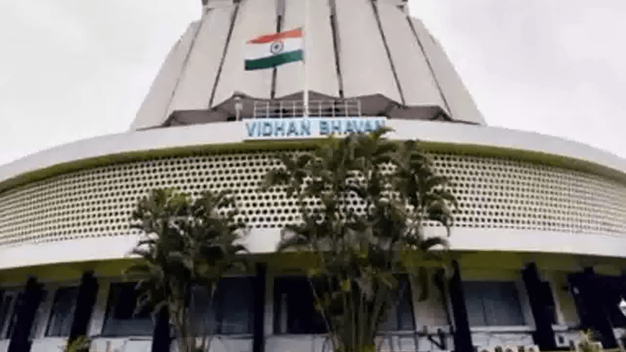 महाराष्ट्र में फ्लोर टेस्ट के फैसले के खिलाफ दायर याचिका पर आज शाम 5 बजे सुनवाई करेगा सुप्रीम कोर्ट #महाराष्ट्र_संकट