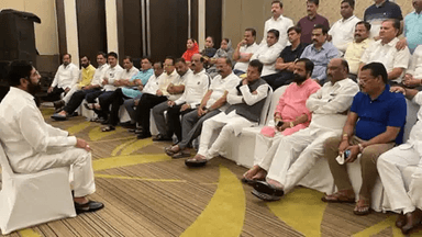 फडणवीस तय करेंगे शपथ-ग्रहण की तारीख, हम सरकार बनाएंगे: बागी नेता शिंदे के गुट के प्रवक्ता #महाराष्ट्र_संकट