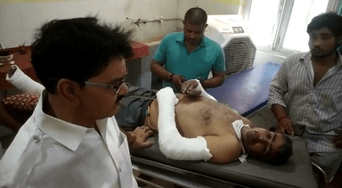 एनयूजेआई के राष्ट्रीय सचिव व ब्रज प्रेस क्लब अध्यक्ष डा.कमलकान्त उपमन्यु एड. ने पत्रकारों के साथ जाना पत्रकार का हालचाल