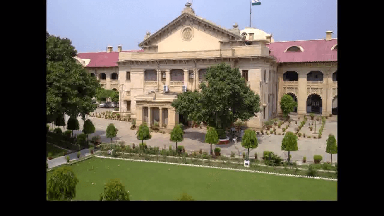 इलाहाबाद हाईकोर्ट ने फर्ज़ी केस दर्ज करने के आरोपी 35 पुलिसकर्मियों के खिलाफ दिया जांच का आदेश #इलाहाबाद_हाईकोर्ट