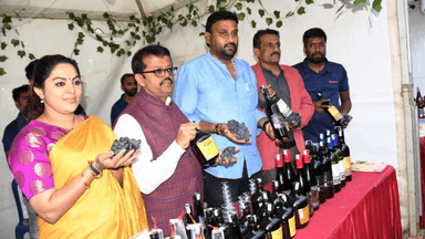 ಬೆಂಗಳೂರು ಉತ್ತರ: ಮಲ್ಲೇಶ್ವರಂನ ಮಂತ್ರಿ ಸ್ವೇರ್ ಮಾಲ್ ನಲ್ಲಿ ದ್ರಾಕ್ಷಾರಸ ಮೇಳ- 2023 ಉದ್ಘಾಟನೆ