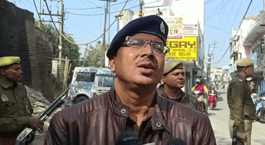 चंद्रनगर में शरारती तत्व द्वारा गाडियों के शीशे तोड़ने के सम्बन्ध में पुलिस अधीक्षक नगर, मुरादाबाद की बाईट।