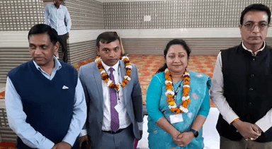 बंग्लादेश के सिविल सेवकों के प्रतिनिधि मण्डल ने ली जिला प्रशासन की गतिविधियों की जानकारी