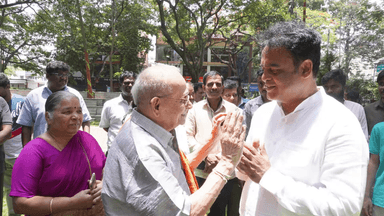 ಬೆಂಗಳೂರು ಉತ್ತರ: ಮಲ್ಲೇಶ್ವರ ದೋಭಿಘಾಟ್‌ ವ್ಯಾಪ್ತಿಯ ಮನೆಗಳಿಗೆ ಸಚಿವ ಅಶ್ವತ್ಥ ನಾರಾಯಣ ಭೇಟಿ; ಚುನಾವಣಾ ಪ್ರಚಾರ