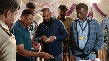 ಬೆಂಗಳೂರು ಪೂರ್ವ: ಆರ್.ಟಿ ನಗರದ ಟಿವಿ ಟವರ್​ ಬಳಿಯ ಚೆಕ್ ಪೋಸ್ಟ್​ನಲ್ಲಿ 10 ಲಕ್ಷ ನಗದು ಜಪ್ತಿ