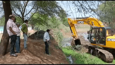 गुना नगर: बारिश से पूर्व सिंगवासा समेत शहर के मुख्य नालों की सफाई मुख्य नगर पालिका अधिकारी व पालिका की टीम ने जेसीबी से करवाया