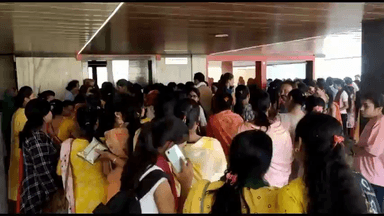 गुना नगर: जगत दर्शन टॉकीज में सेवा भारती द्वारा निशुल्क दिखवाई जा रही द केरला स्टोरी मूवी